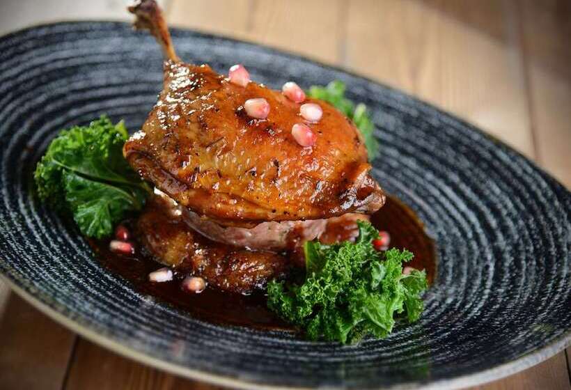 هتل Hilton Dublin Kilmainham