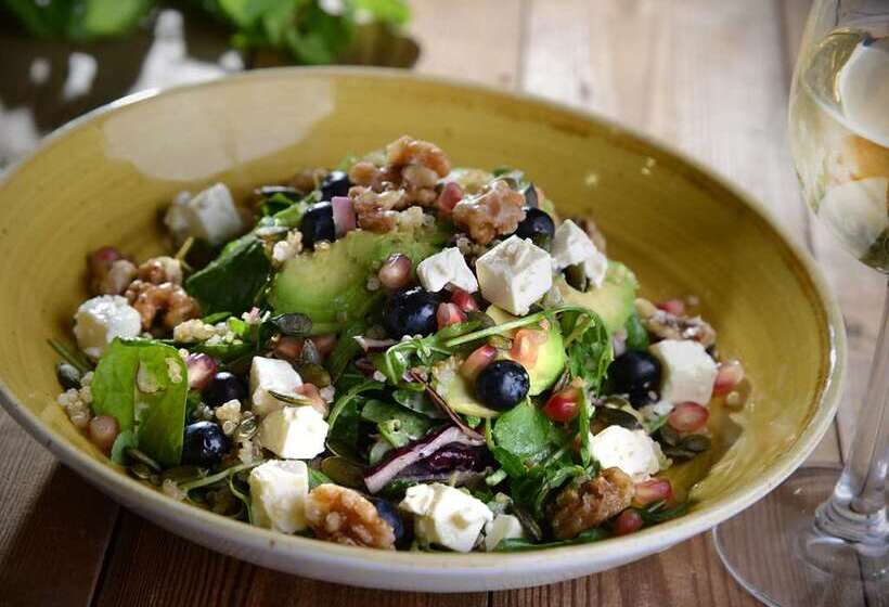 هتل Hilton Dublin Kilmainham