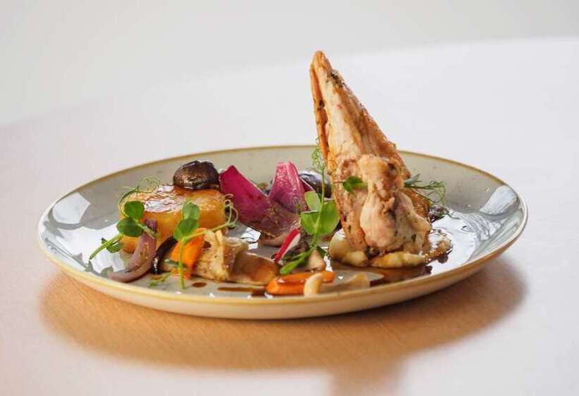 هتل Hilton Dublin Kilmainham