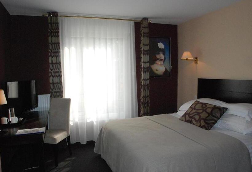 ホテル Hôtel Ariane & Spa