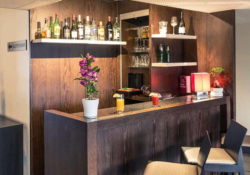 ホテル Hôtel Mercure Rennes Cesson