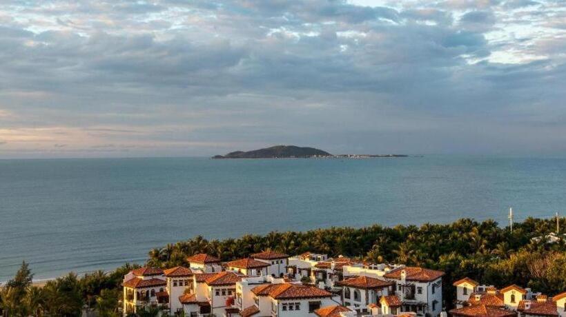 בית מלון כפרי International Asiapacific Convention Center