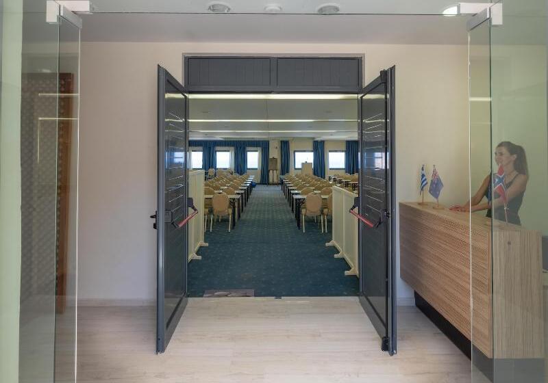 Отель Kalypso Cretan Village Resort & Spa