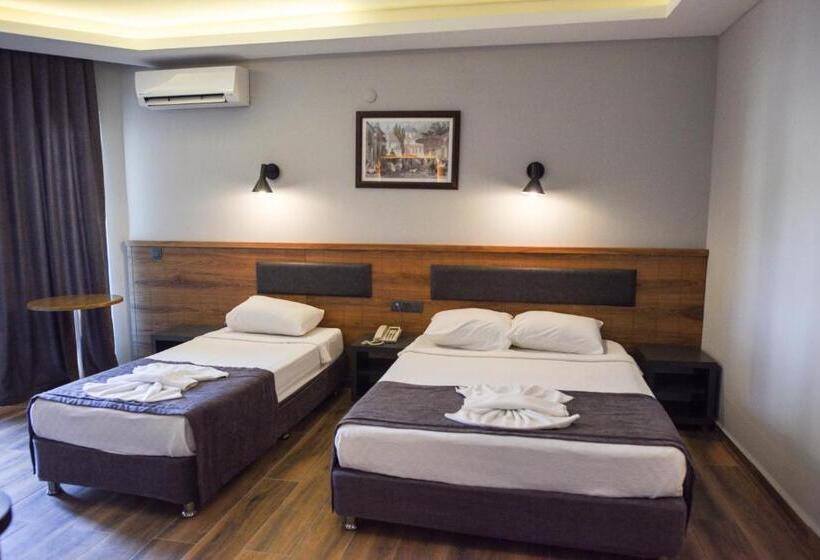 Fatih Hotel Kleopatra