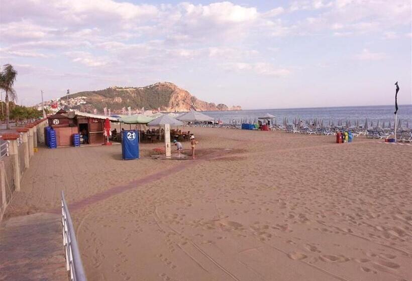 Fatih Hotel Kleopatra