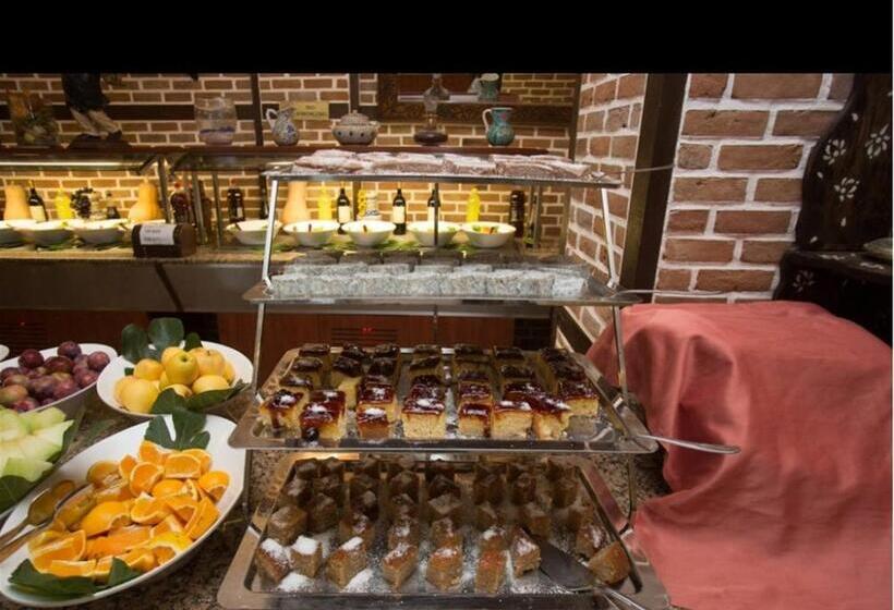 Fatih Hotel Kleopatra