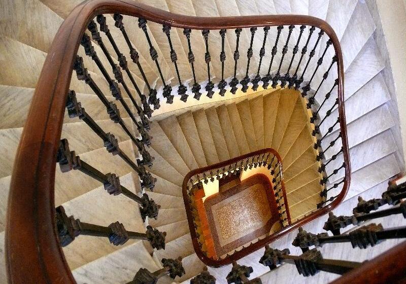 فندق L Orangeraie