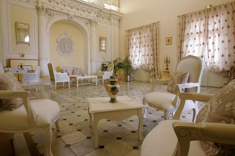 فندق L Orangeraie