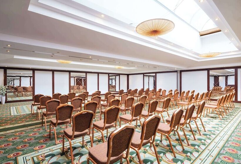 Lindner Hotel Prague Castle, Part Of Jdv By Hyatt