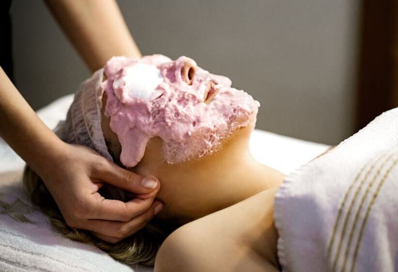 فندق Lovere Resort & Spa