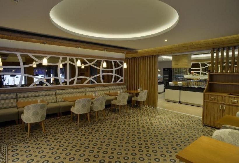 فندق Maris Beach