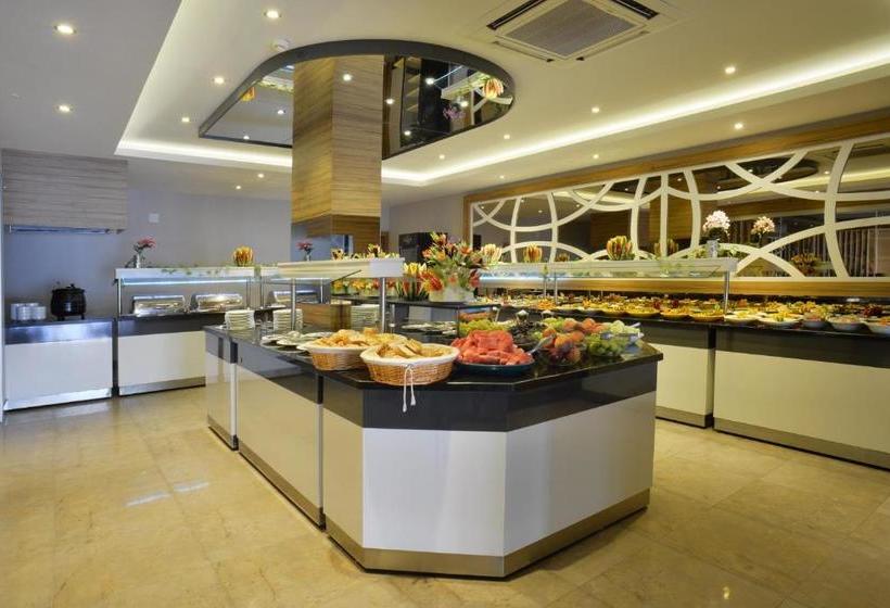 فندق Maris Beach