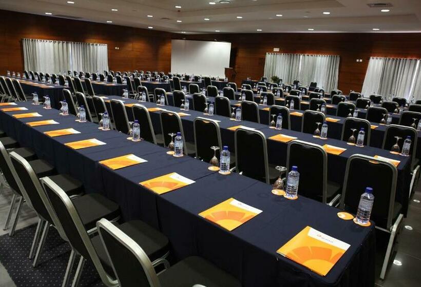 Отель Montebelo Indy Maputo Congress