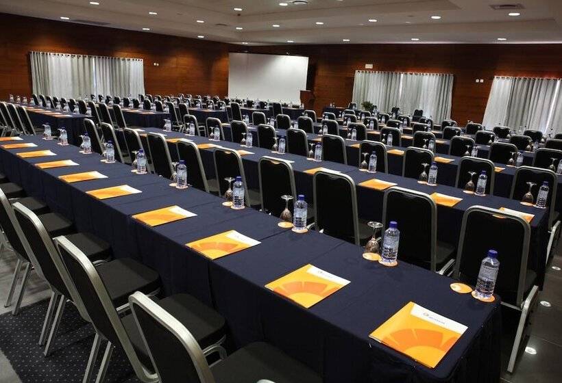 Отель Montebelo Indy Maputo Congress