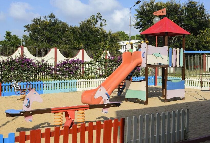 Отель Montebelo Indy Maputo Congress