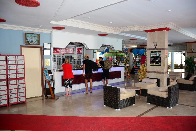 فندق Musti S Royal Plaza