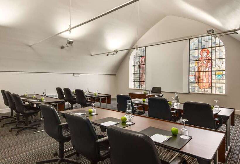 Отель NH Brugge