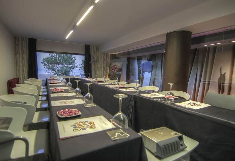 فندق Petit Palace Tamarises