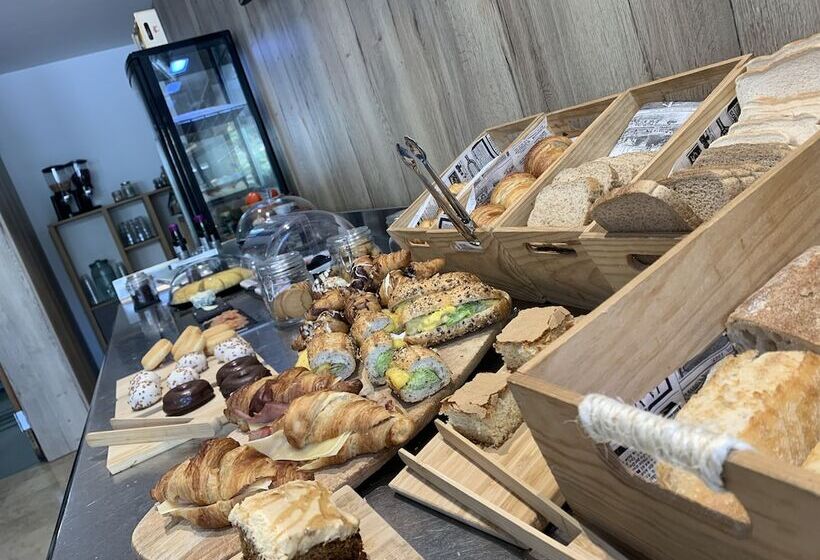 فندق Plaza Alaquas