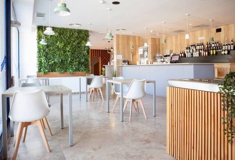 فندق Plaza Alaquas