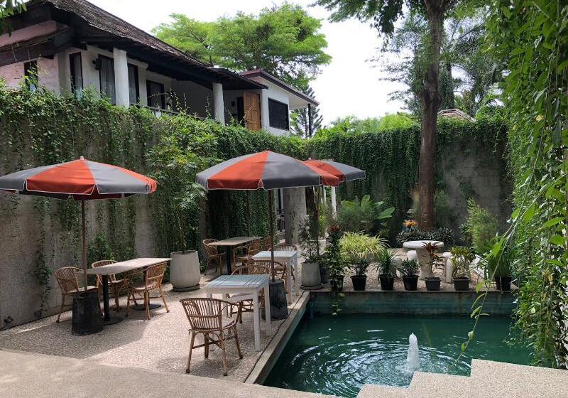 בית מלון כפרי Punnpreeda Beach Resort   Sha Plus Certified