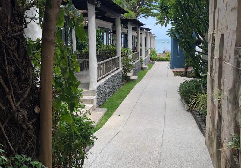 בית מלון כפרי Punnpreeda Beach Resort   Sha Plus Certified