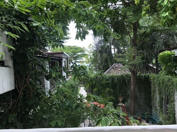 בית מלון כפרי Punnpreeda Beach Resort   Sha Plus Certified