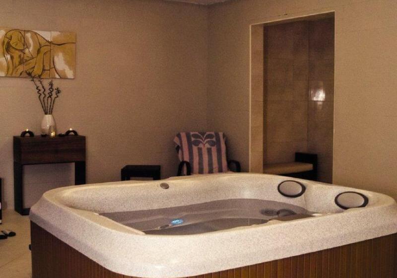 هتل Radisson Blu Resort Fujairah