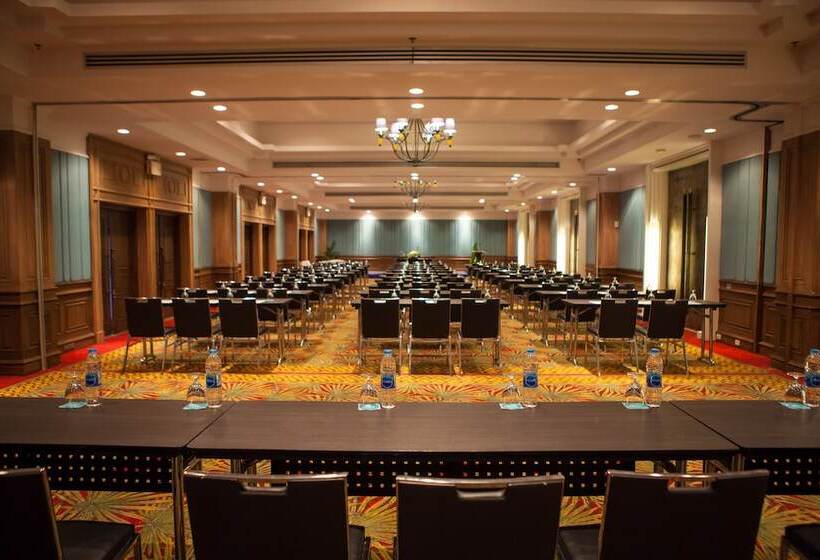 호텔 The Regent Cha Am Beach Resort, Hua Hin