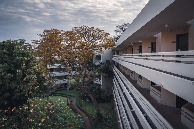 هتل The Regent Cha Am Beach Resort, Hua Hin