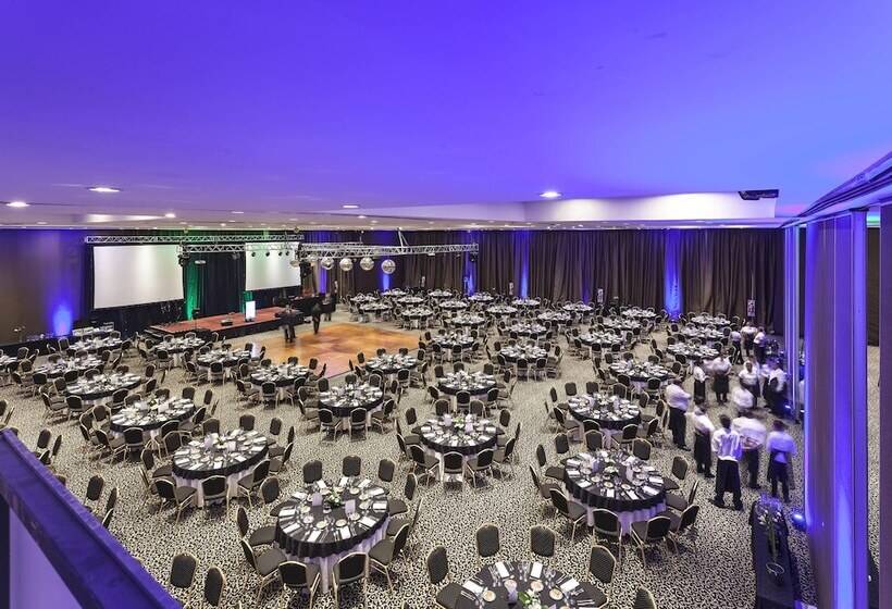 בית מלון כפרי Ros Tower