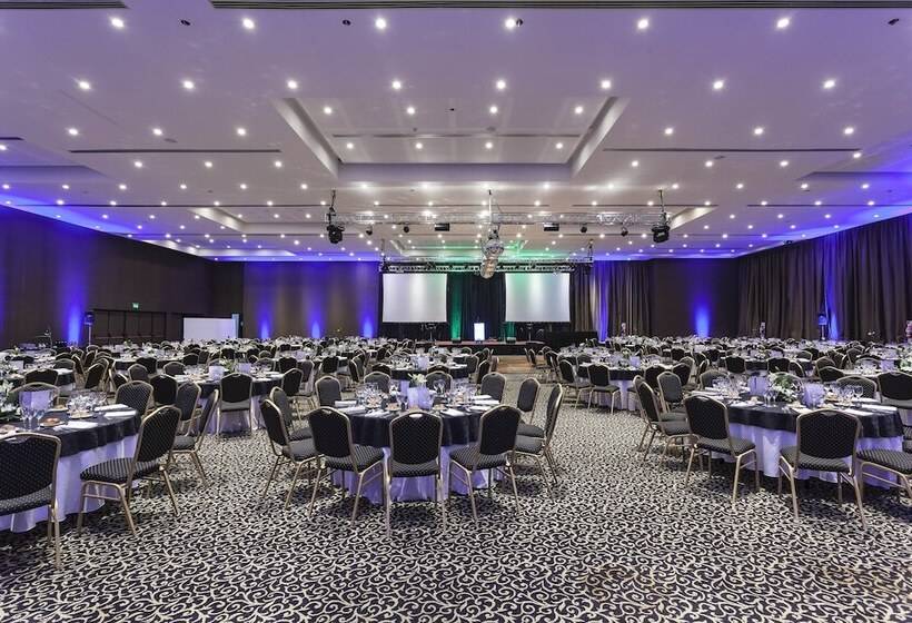 בית מלון כפרי Ros Tower