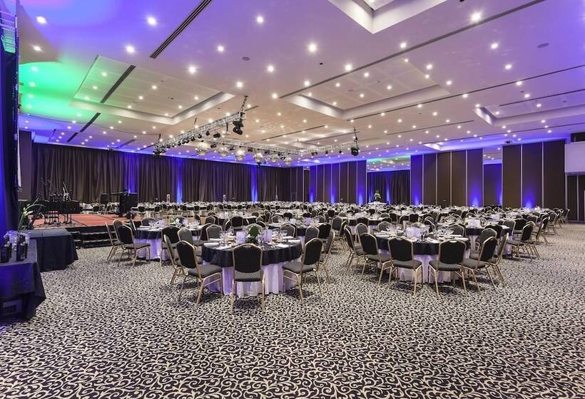 בית מלון כפרי Ros Tower