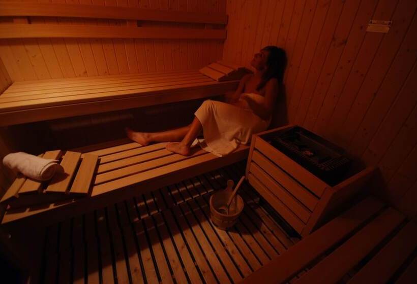 Отель Sa Rocca Sport E Resort