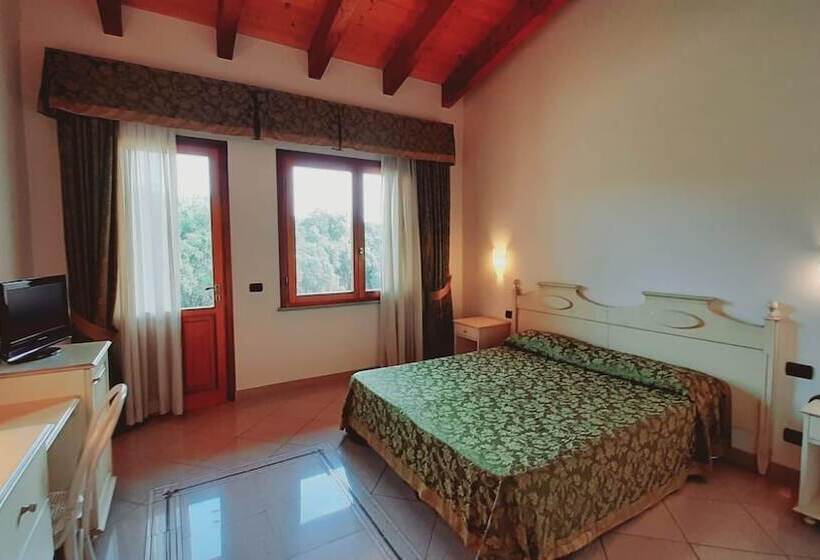 Отель Sa Rocca Sport E Resort