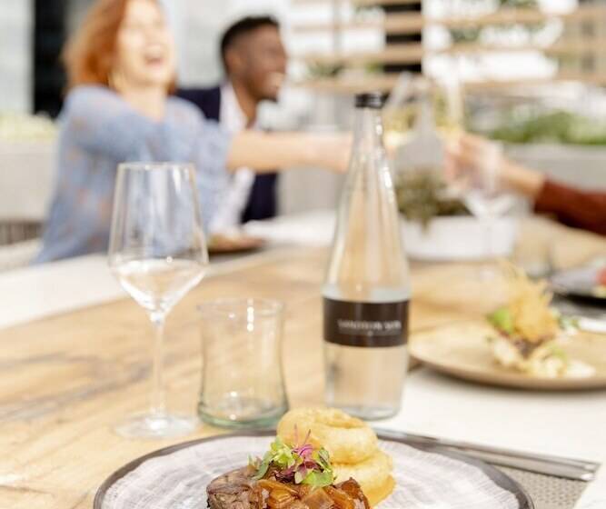 호텔 Sandton Sun And Towers