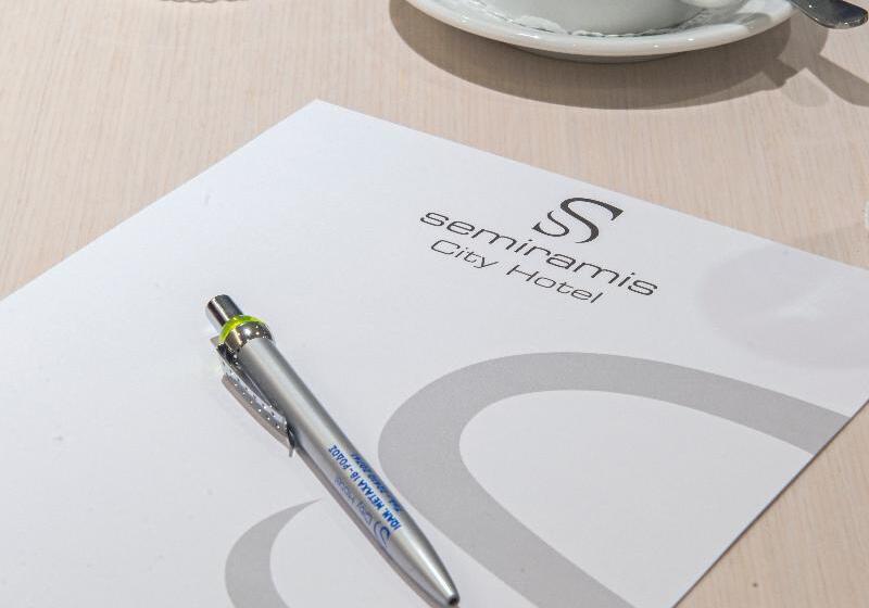 בית מלון כפרי Semiramis City