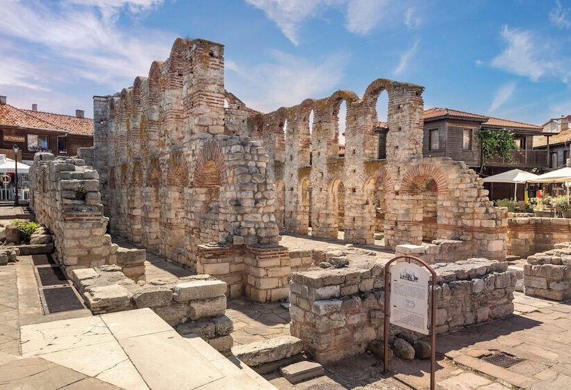 Отель Sol Nessebar Bay All Inclusive