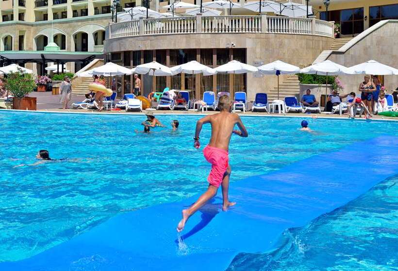 فندق Sol Nessebar Mare All Inclusive