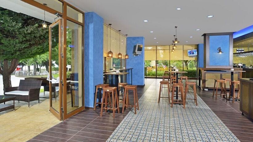 فندق Sol Nessebar Mare All Inclusive