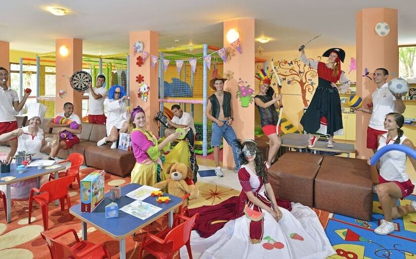 فندق Sol Nessebar Mare All Inclusive