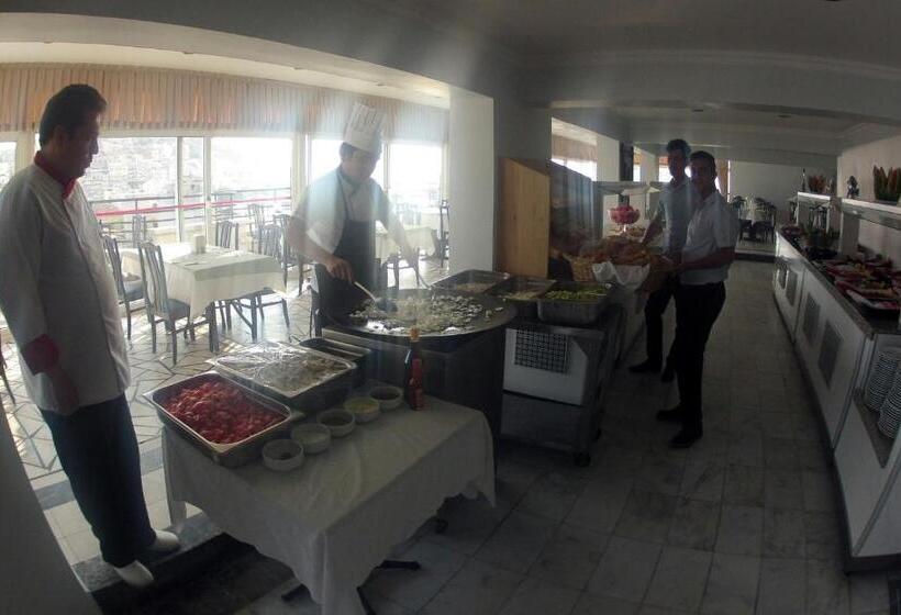 בית מלון כפרי Surtel