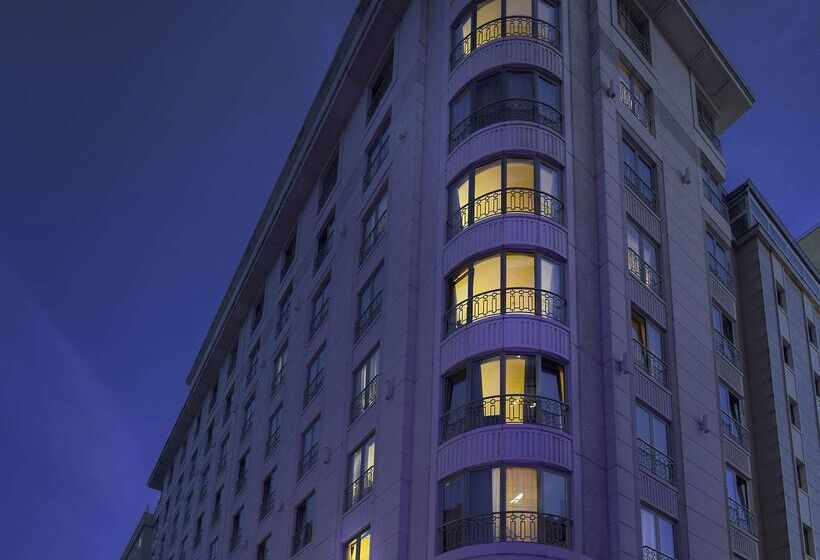 ホテル Titanic City Taksim