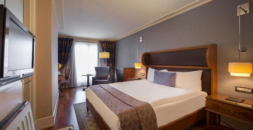 ホテル Titanic City Taksim