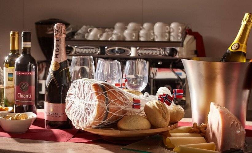 فندق Tower Inn Pisa Valdera