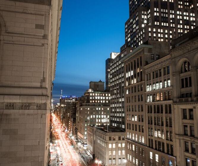 U Hotel Fifth Avenue, Empire State Building