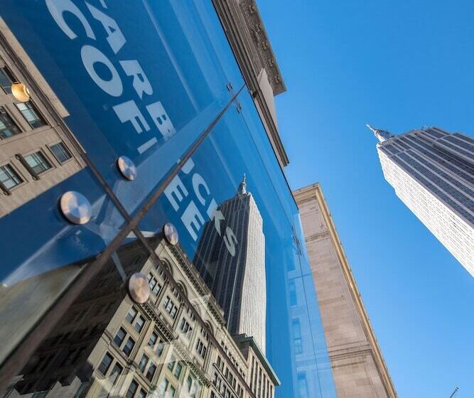 U Hotel Fifth Avenue, Empire State Building