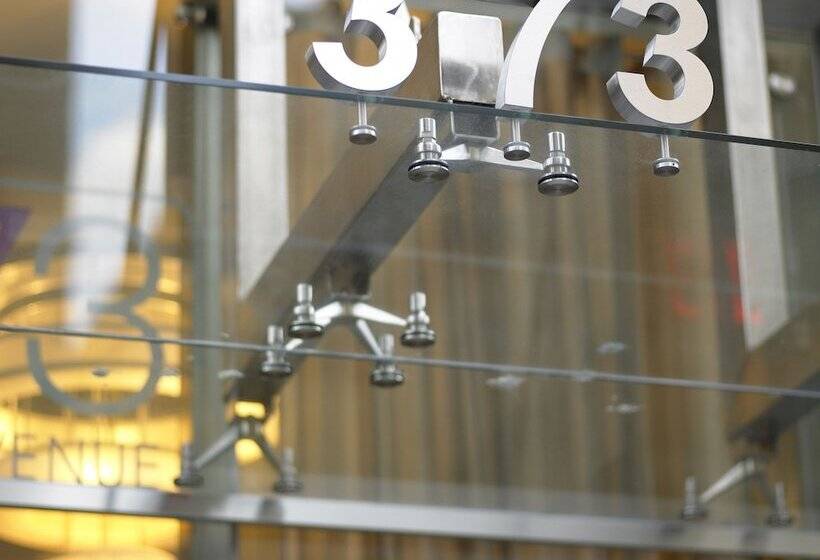 U Hotel Fifth Avenue, Empire State Building