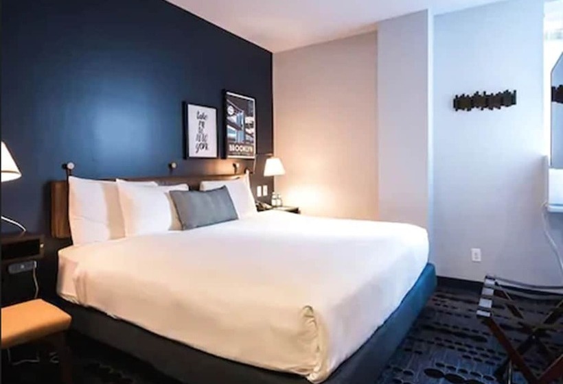 U Hotel Fifth Avenue, Empire State Building