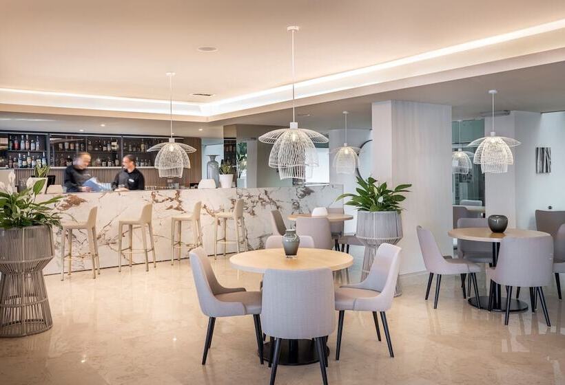 فندق Valamar Lacroma